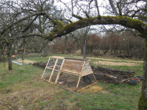 tracteur à poules - poulailler triangulaire